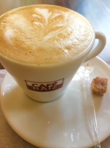 Latte Cafe Raiz